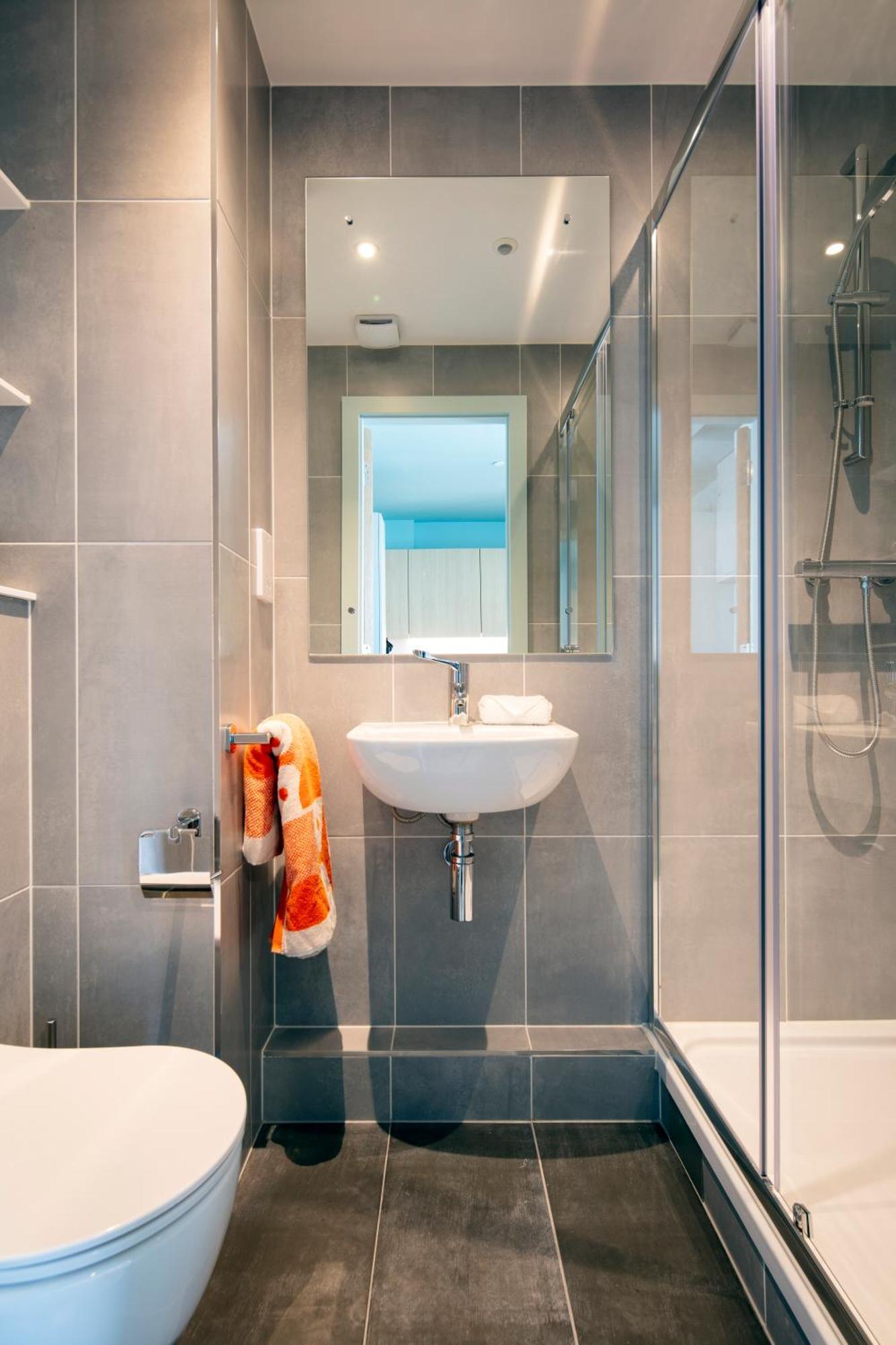 Coleman Court Summer Apartments Корк Екстер'єр фото